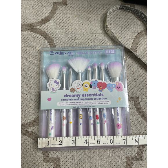 The crème shop Hello Kitty BT21 complete makeup brush collection, set of 8, NIB - Picture 8 of 9